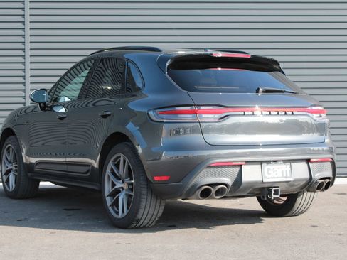 Used 2022 Porsche Macan S image 3
