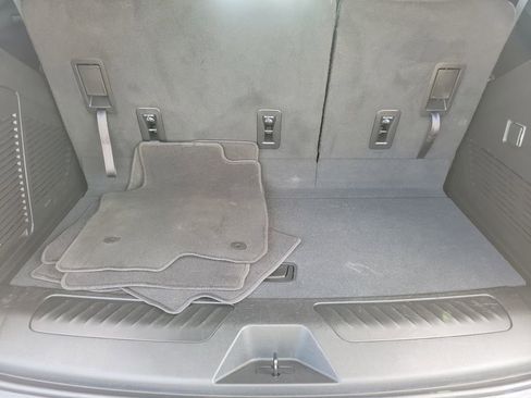 Used 2023 Chevrolet Tahoe LS image 8