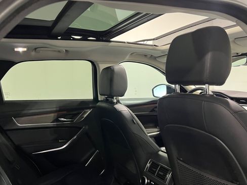 Used 2021 Jaguar F-PACE S image 35
