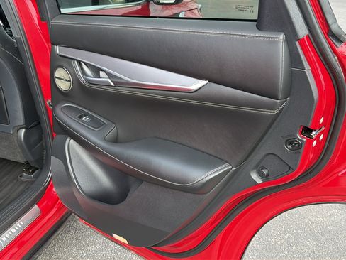 Used 2023 INFINITI QX55 Essential image 32