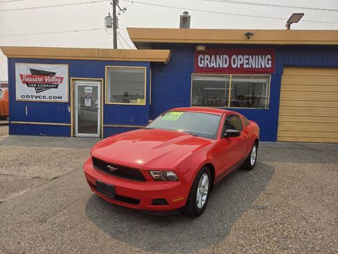 Used 2011 Ford Mustang Coupe w/ 101A Rapid Spec Order Code RWD image 1