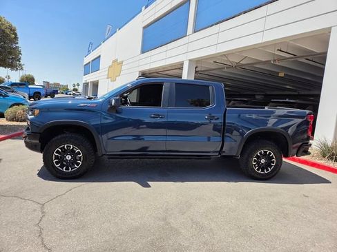 Certified 2022 Chevrolet Silverado 1500 ZR2 w/ Technology Package AWD/4WD image 3