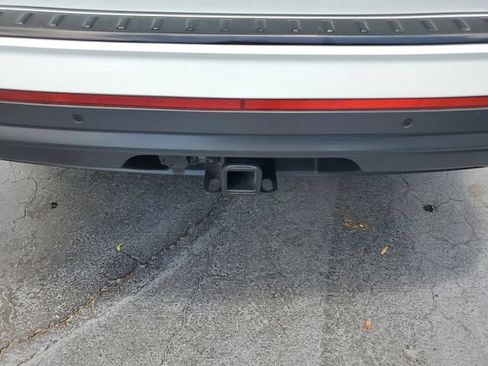 Used 2023 Volkswagen Atlas SE FWD image 8