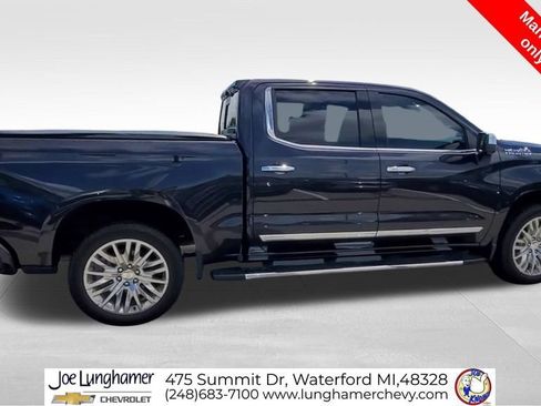 Certified 2024 Chevrolet Silverado 1500 High Country w/ Technology Package AWD/4WD image 10