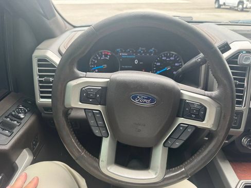 Used 2017 Ford F250 King Ranch w/ King Ranch Ultimate Package AWD/4WD image 11
