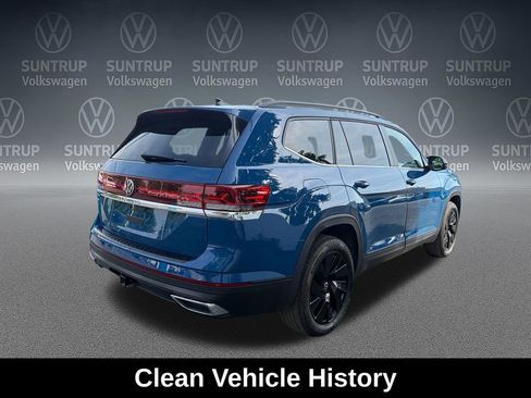 Used 2025 Volkswagen Atlas SE w/ Panoramic Sunroof Package FWD image 6