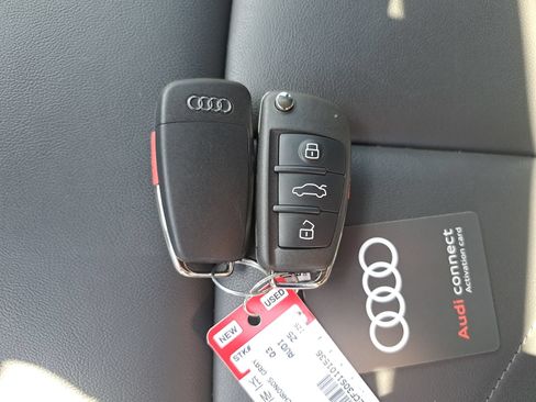 Used 2025 Audi Q3 2.0T Premium w/ Convenience Package AWD/4WD image 14
