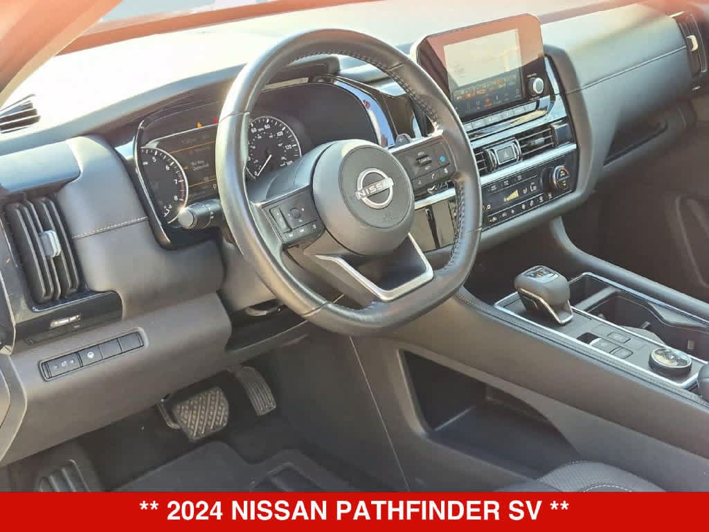 Used 2024 Nissan Pathfinder SV AWD/4WD image 2