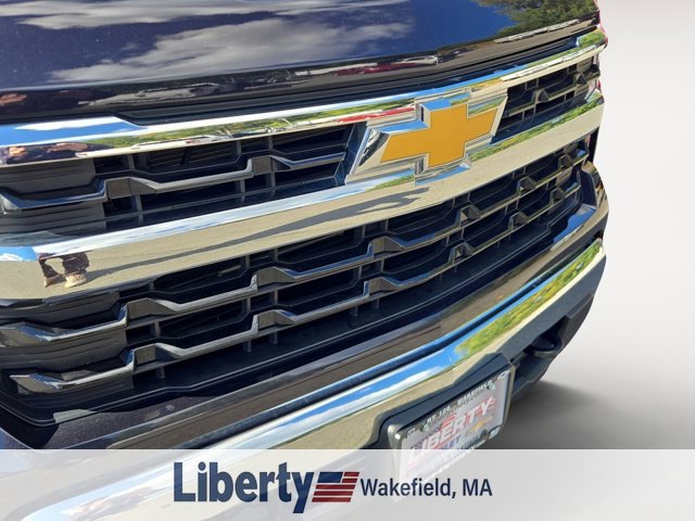 Used 2024 Chevrolet Silverado 1500 LT AWD/4WD image 7