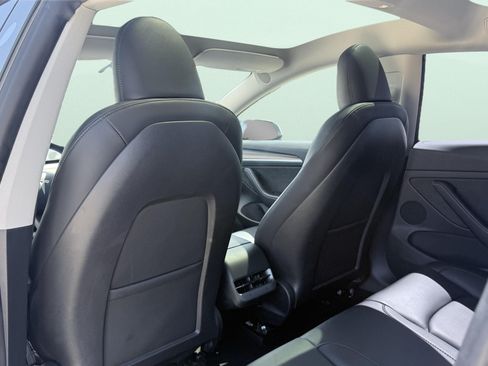 Used 2023 Tesla Model 3 Standard Range RWD image 29