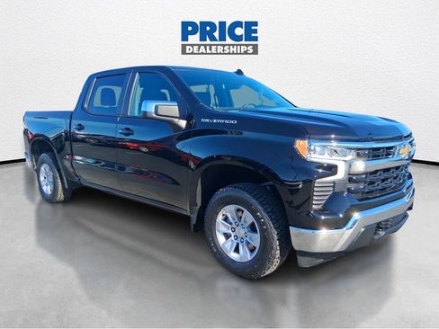 Used 2025 Chevrolet Silverado 1500 LT image 1