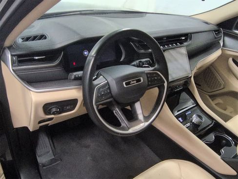 Used 2021 Jeep Grand Cherokee L Limited image 10