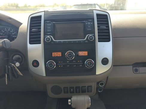 Used 2015 Nissan Frontier SV w/ SV Value Truck Package image 13