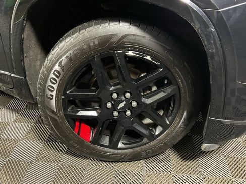 Used 2020 Chevrolet Traverse Premier w/ Redline Edition image 37