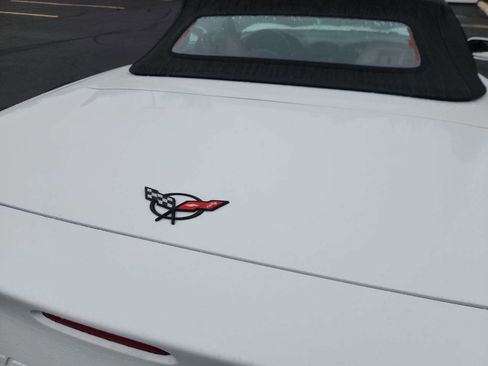 Used 2000 Chevrolet Corvette Convertible w/ Performance Handling Pkg image 7