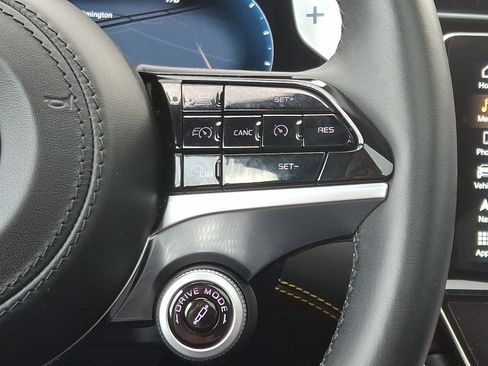 Used 2023 Maserati Grecale Modena image 24