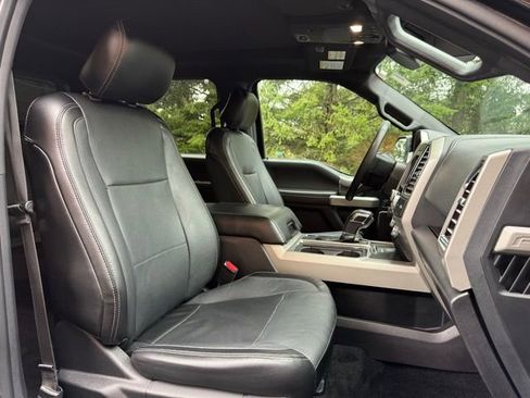 Used 2016 Ford F150 Lariat w/ Equipment Group 502A Luxury image 23