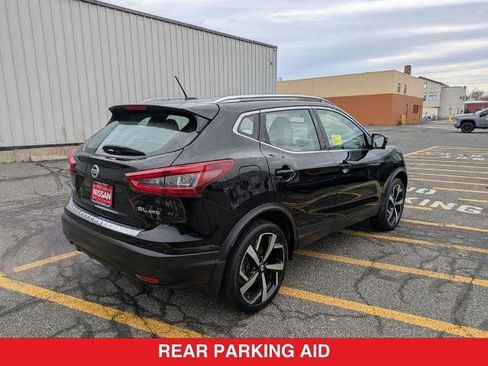 Certified 2022 Nissan Rogue Sport SL w/ Premium Package image 4