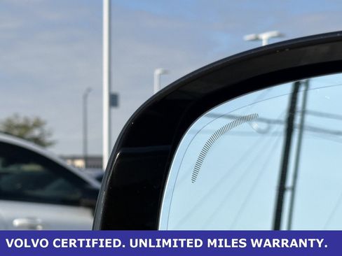 Certified 2023 Volvo XC60 B5 Plus w/ Climate Package image 13