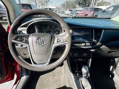 Used 2018 Buick Encore Preferred image 12