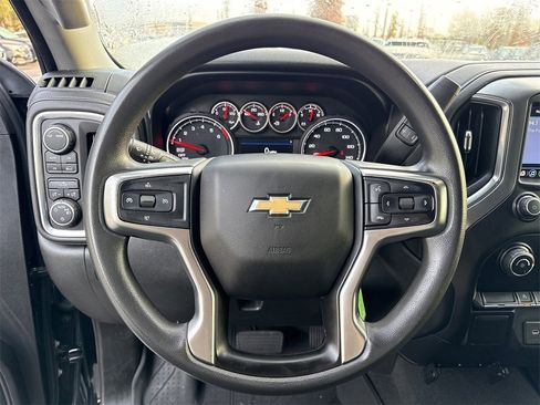 Used 2020 Chevrolet Silverado 1500 LT image 26