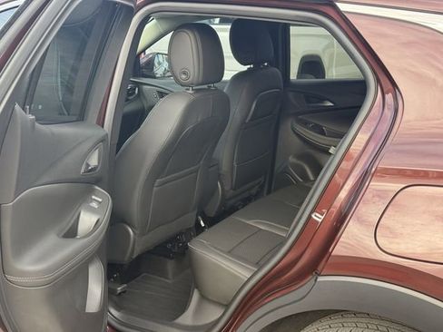 Used 2023 Buick Encore GX Essence w/ Experience Buick Package FWD image 30
