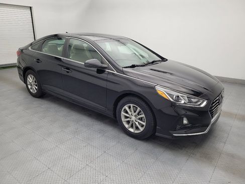Used 2018 Hyundai Sonata SE FWD image 11