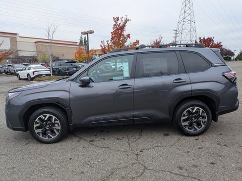 Used 2026 Subaru Forester Premium AWD/4WD image 9