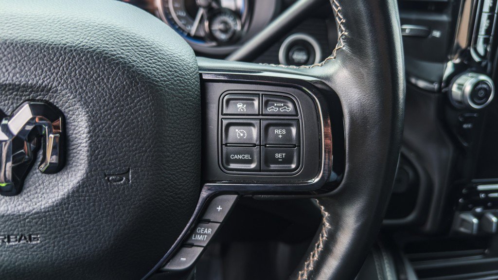 Used 2022 RAM 3500 Limited AWD/4WD image 33
