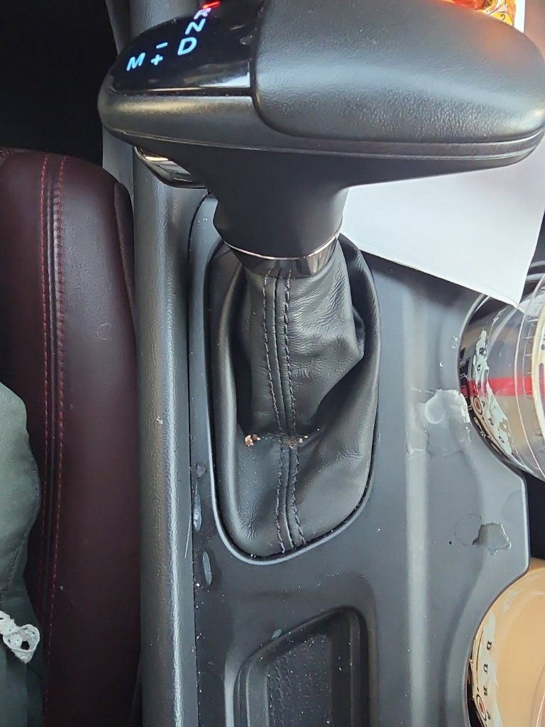 Used 2024 Dodge Durango GT RWD image 24