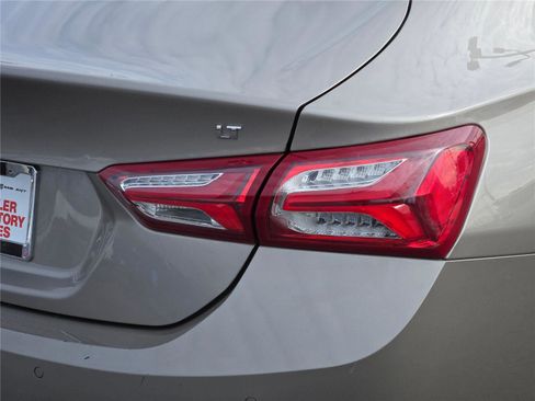 Used 2024 Chevrolet Malibu LT image 13