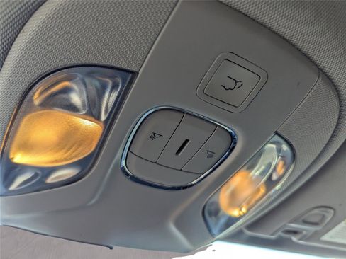 Used 2022 Jeep Compass Latitude w/ Convenience Group image 25