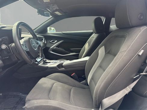 Used 2021 Chevrolet Camaro LS RWD image 9