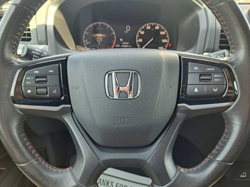 Used 2025 Honda Odyssey Sport-L image 16