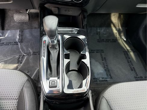 Used 2024 Chevrolet Trax LT w/ Driver Confidence Package image 16