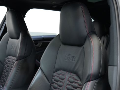 Used 2021 Audi RS 6 image 32