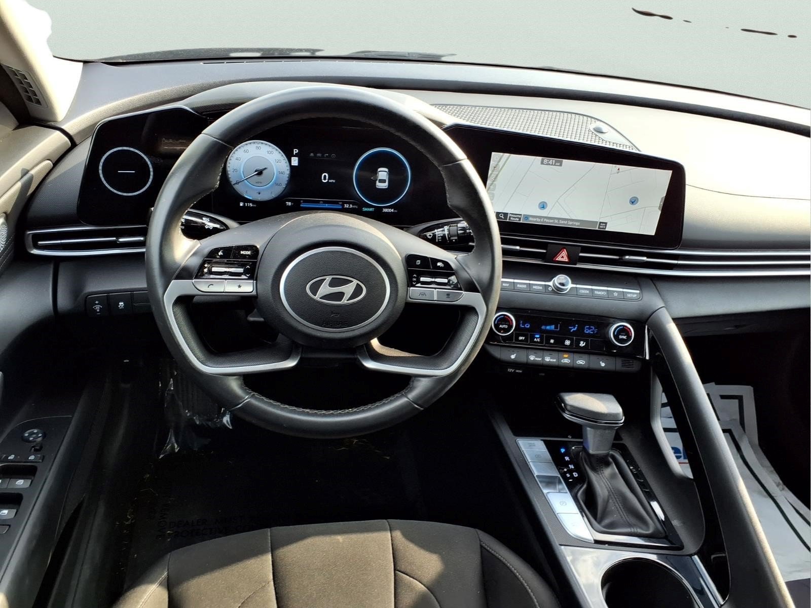 Used 2025 Hyundai Elantra SEL FWD image 9