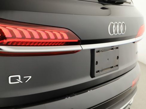 Certified 2023 Audi Q7 3.0T Premium Plus w/ Premium Plus Package AWD/4WD image 25