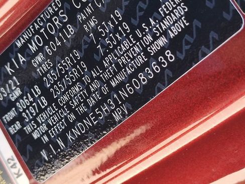 Used 2022 Kia Carnival SX Prestige image 16