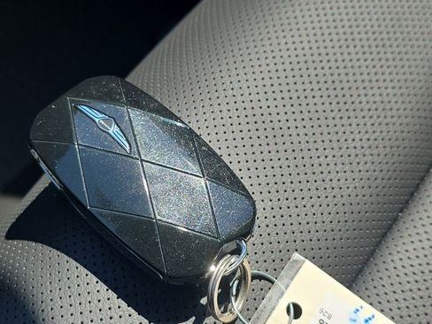 New 2026 Genesis GV70 2.5T Sport Prestige image 26