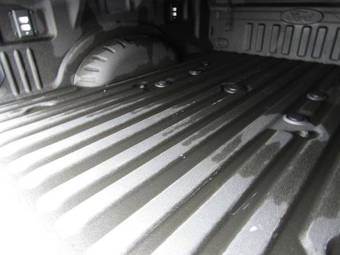 Used 2025 Ford F250 XLT AWD/4WD image 11