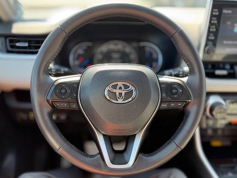 Used 2022 Toyota RAV4 Limited AWD/4WD image 13