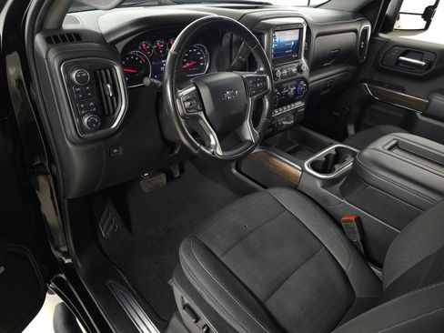 Used 2020 Chevrolet Silverado 1500 RST AWD/4WD image 16