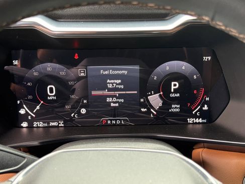 Used 2024 GMC Canyon AT4 w/ Canyon Safety Plus Package image 18