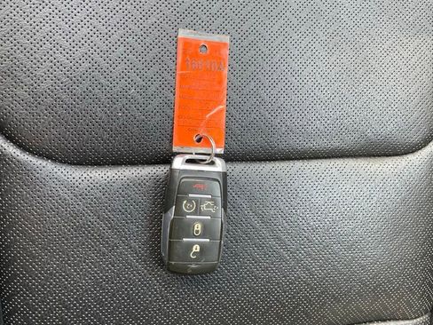 Used 2021 RAM 1500 Laramie image 17