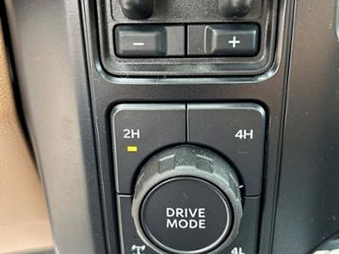 New 2024 Ford F250 Lariat w/ Lariat Ultimate Package image 24