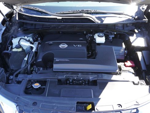 Used 2020 Nissan Murano Platinum w/ Cargo Package image 37