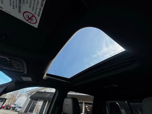 Used 2020 GMC Sierra 2500 AT4 w/ AT4 Premium Package image 15