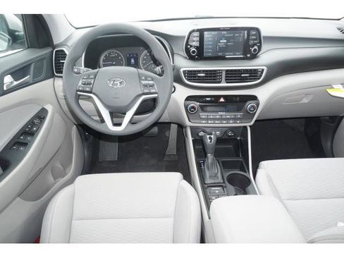 Used 2021 Hyundai Tucson SEL w/ Cargo Package image 4