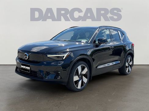 Certified 2023 Volvo XC40 Recharge Ultimate w/ Protection Package Premier AWD/4WD image 3
